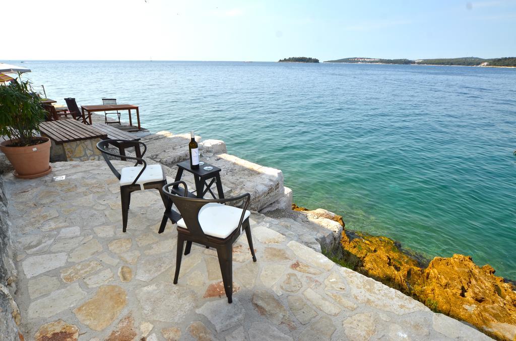 Апартаменты Arnolongo Sea View Ровинь Экстерьер фото